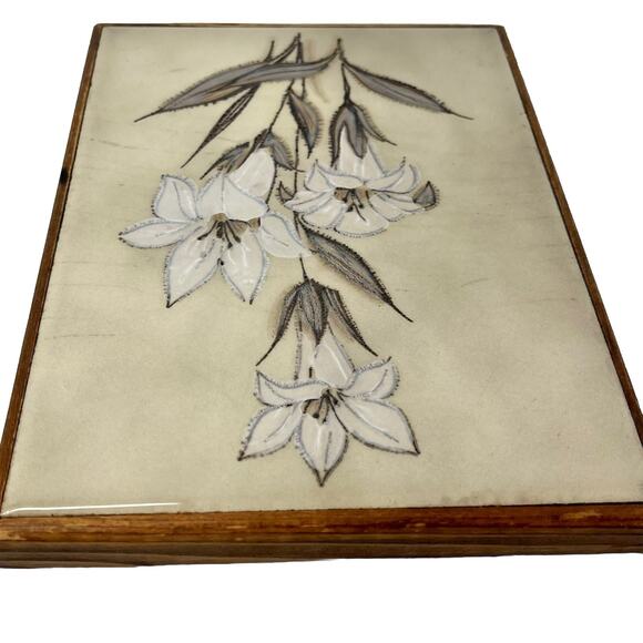 Vintage Hand painted Floral Ceramic Tile Flowers Leaves Wood Frame 6.25x8.25” - Picture 4 of 5